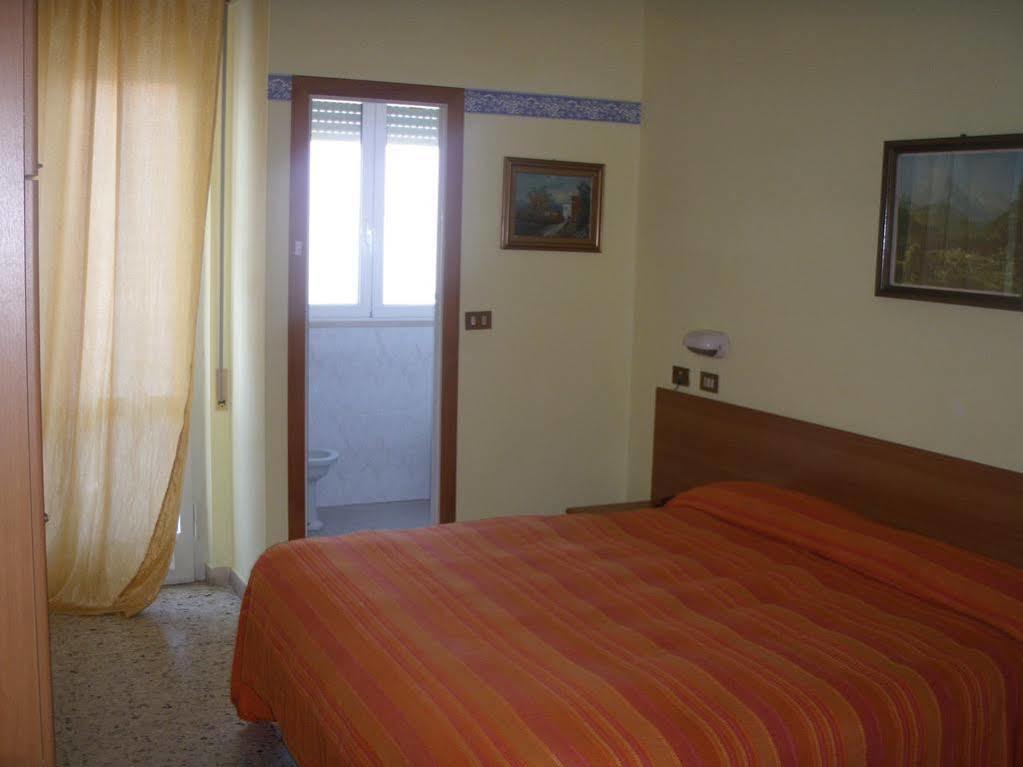 Hotel Amoha Rimini Exterior photo