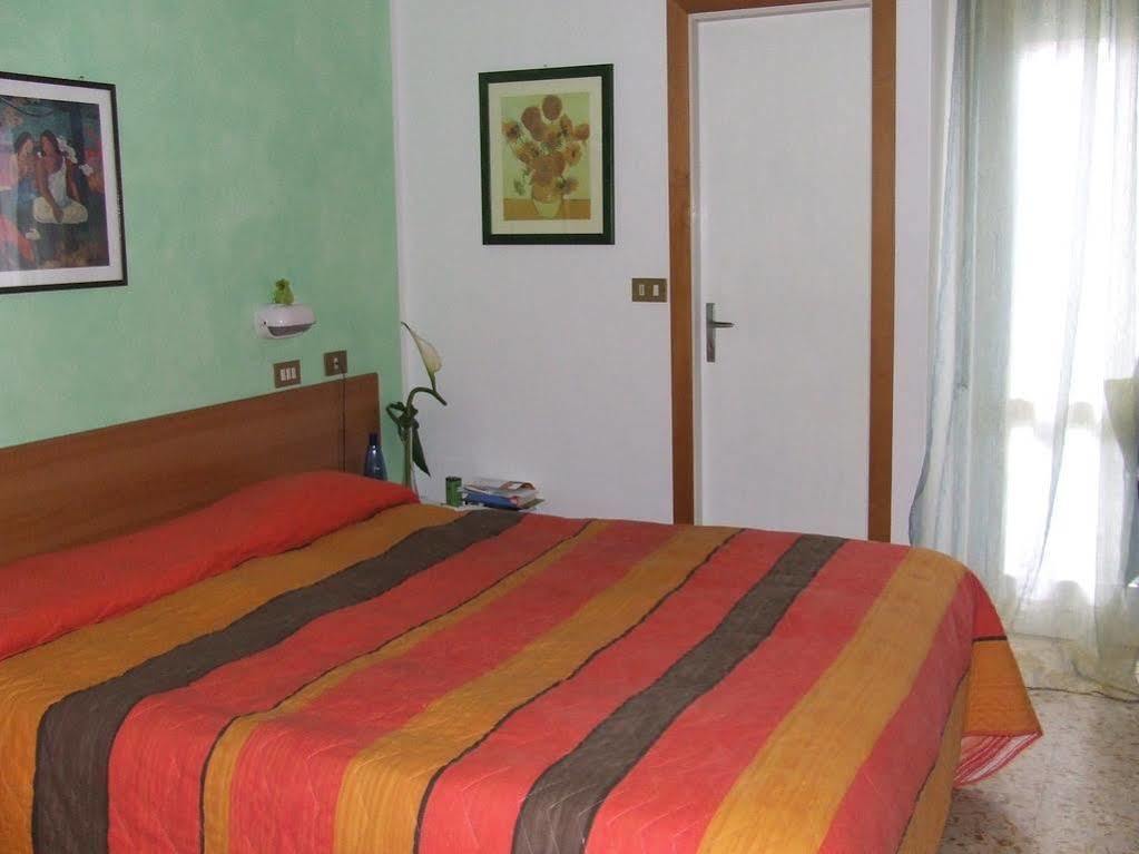 Hotel Amoha Rimini Exterior photo